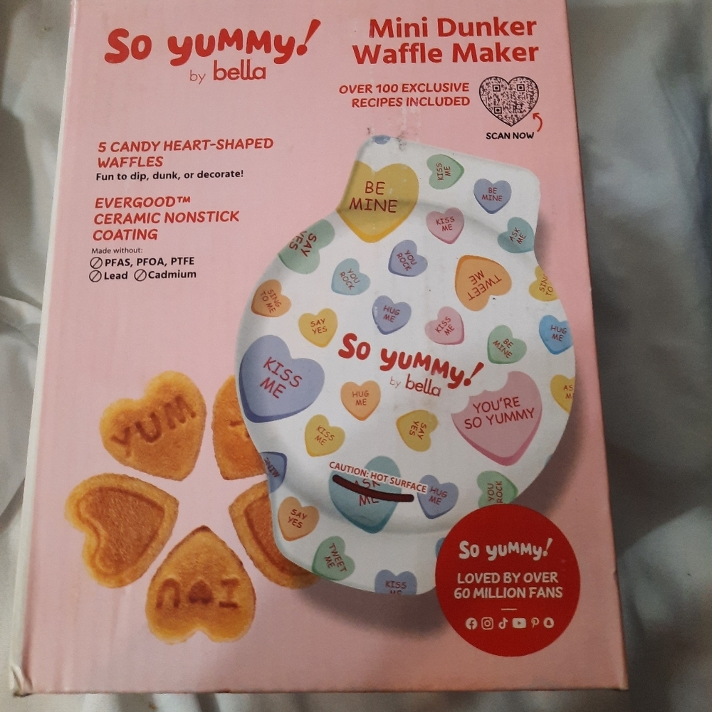 So Yummy! by Bella Mini Dunker Waffle Maker Candy Heart Shape New In Box